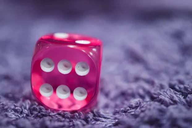 Od królewskich pałaców po internetowe ośrodki rozrywki: jak aktywność rozrywkowa ukształtowała Europę